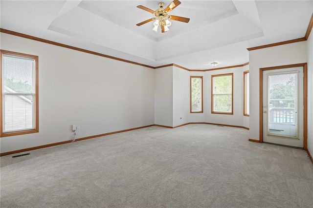 9110 NW 86TH Street, Kansas City, MO 64153