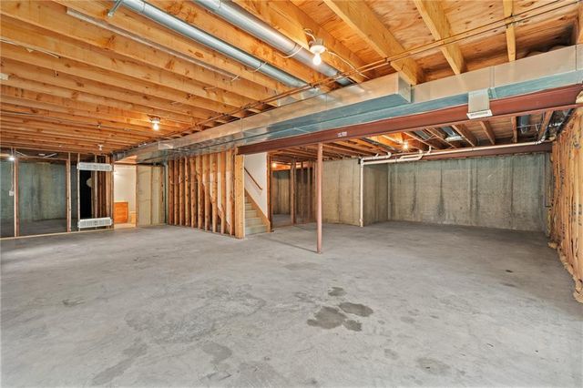 9110 NW 86TH Street, Kansas City, MO 64153