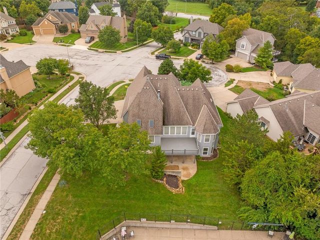 9110 NW 86TH Street, Kansas City, MO 64153