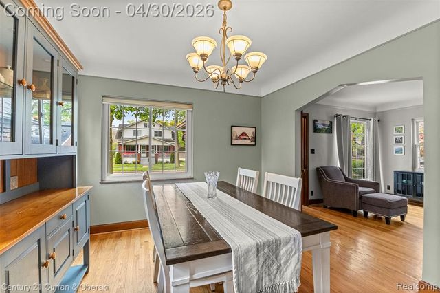 21506 Tenny Street, Dearborn, MI 48124