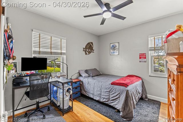 21506 Tenny Street, Dearborn, MI 48124