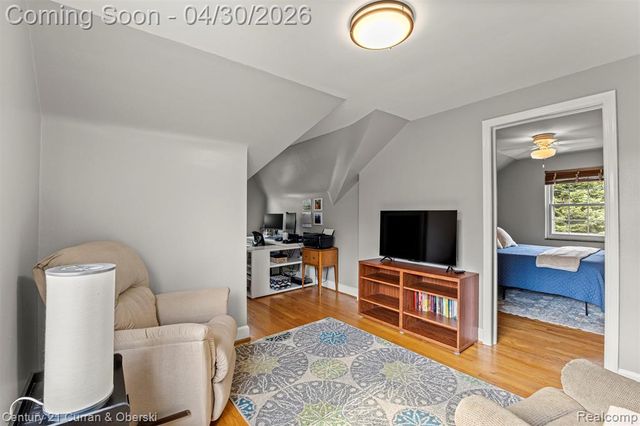 21506 Tenny Street, Dearborn, MI 48124