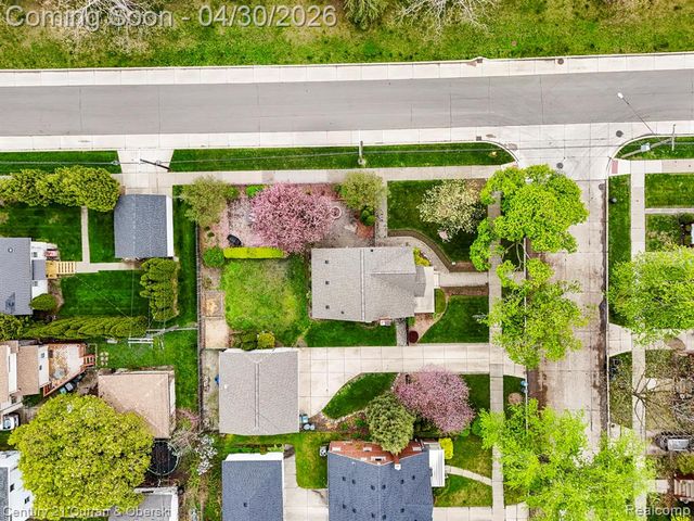 21506 Tenny Street, Dearborn, MI 48124