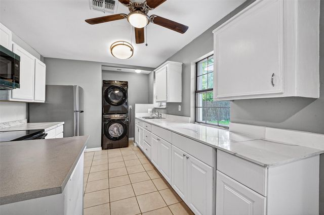 11927 Flushing Meadows Drive, Houston, TX 77089