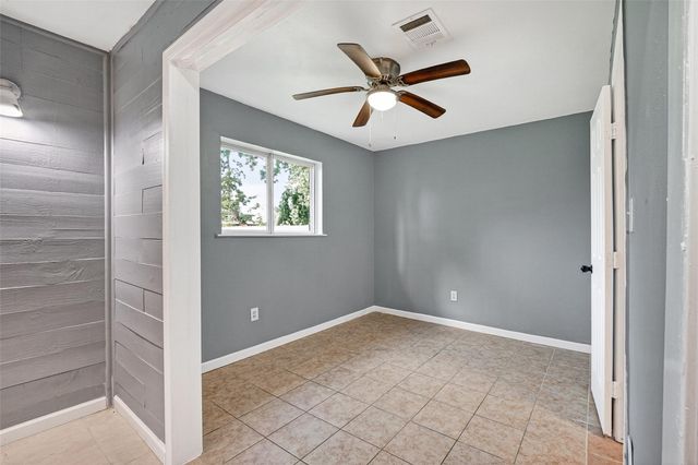 11927 Flushing Meadows Drive, Houston, TX 77089