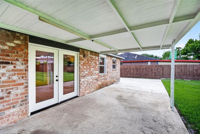 11927 Flushing Meadows Drive, Houston, TX 77089
