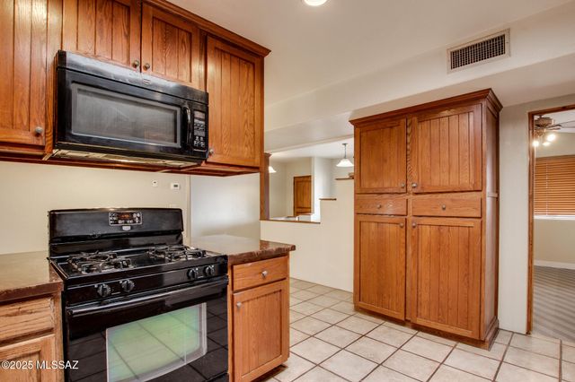 4431 W Placita Rebecca, Tucson, AZ 85741