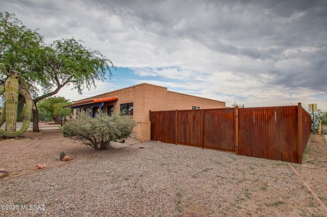 4431 W Placita Rebecca, Tucson, AZ 85741