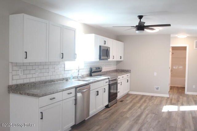 321 E Woodford St, Lawrenceburg, KY 40342