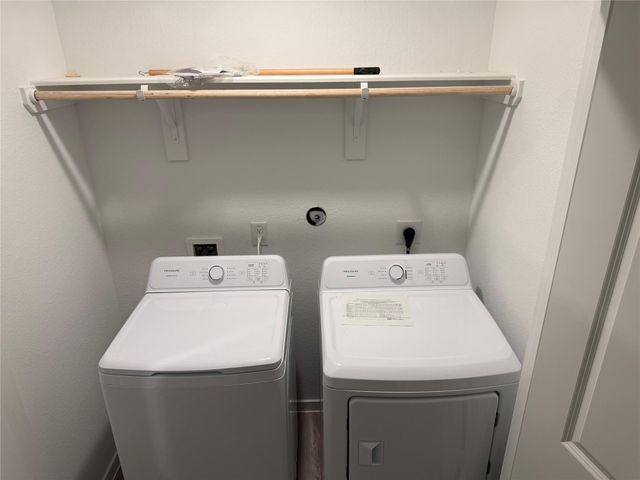 2403 Jasper Breeze Drive, Rosharon, TX 77583