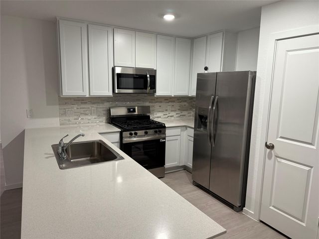 2403 Jasper Breeze Drive, Rosharon, TX 77583