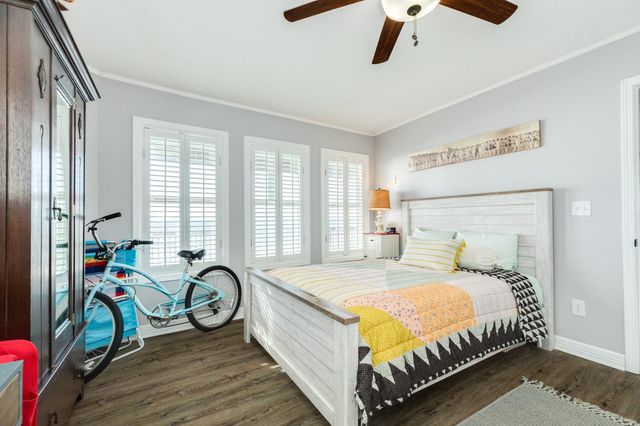722 Beach Drive, Surfside Beach, TX 77541