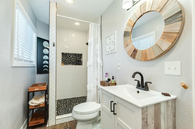 722 Beach Drive, Surfside Beach, TX 77541