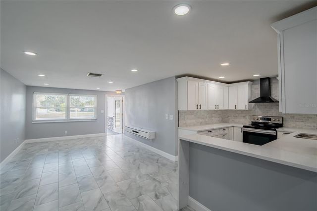 616 HIGHVIEW CIRCLE N, Brandon, FL 33510