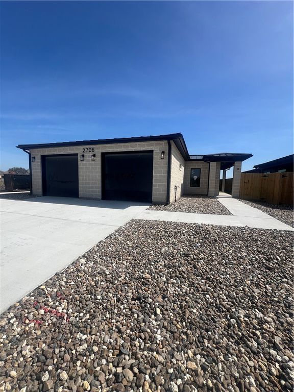 2706 Grace A, Corpus Christi, TX 78414