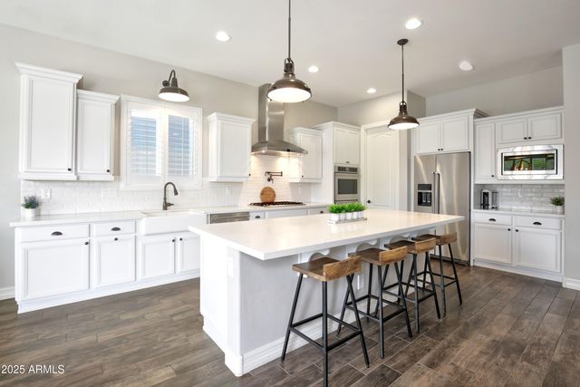 28017 N 99TH Drive, Peoria, AZ 85383