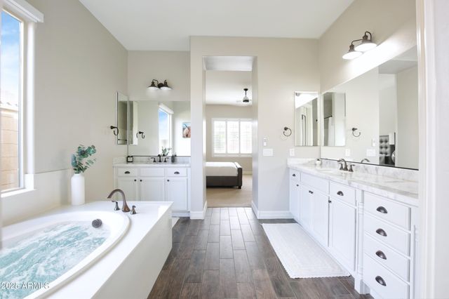 28017 N 99TH Drive, Peoria, AZ 85383