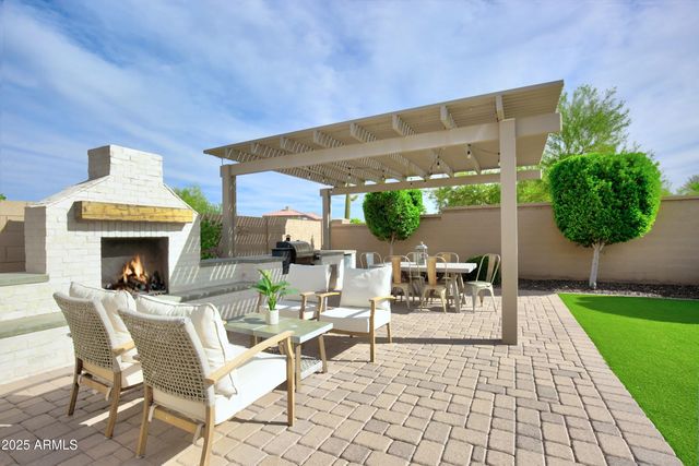 28017 N 99TH Drive, Peoria, AZ 85383