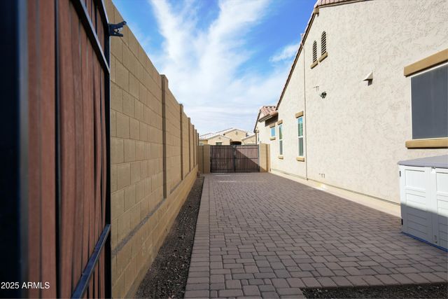 28017 N 99TH Drive, Peoria, AZ 85383