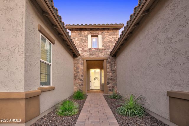 28017 N 99TH Drive, Peoria, AZ 85383