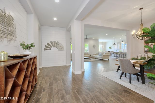 28017 N 99TH Drive, Peoria, AZ 85383