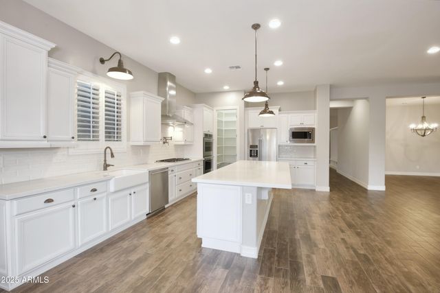 28017 N 99TH Drive, Peoria, AZ 85383