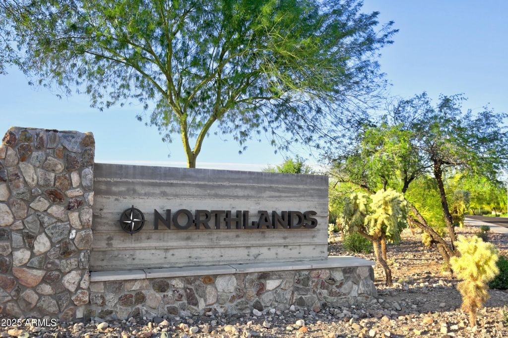 28017 N 99TH Drive, Peoria, AZ 85383