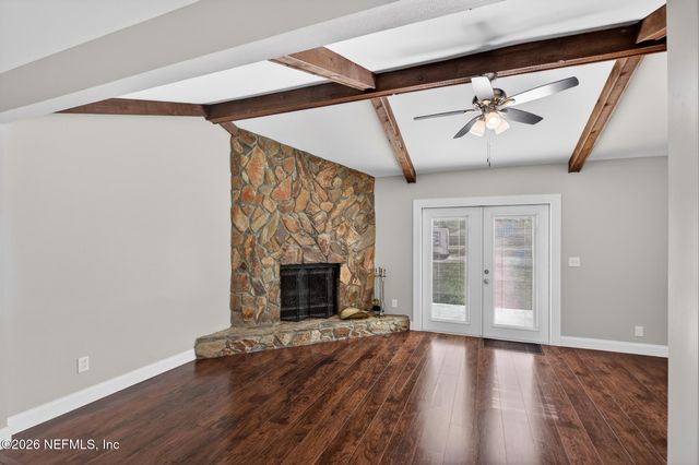 8294 COLLINS Road, Jacksonville, FL 32244