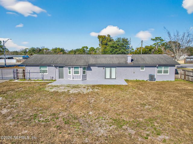 8294 COLLINS Road, Jacksonville, FL 32244