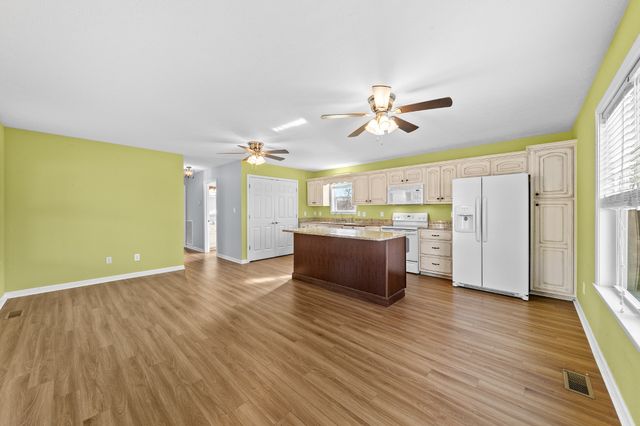 104 James Zimmerman Rd, Hampshire, TN 38461