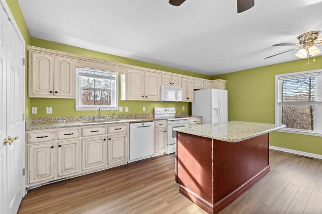 104 James Zimmerman Rd, Hampshire, TN 38461