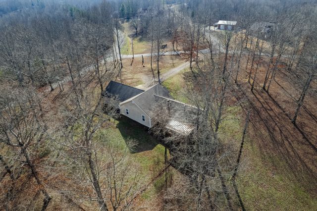 104 James Zimmerman Rd, Hampshire, TN 38461