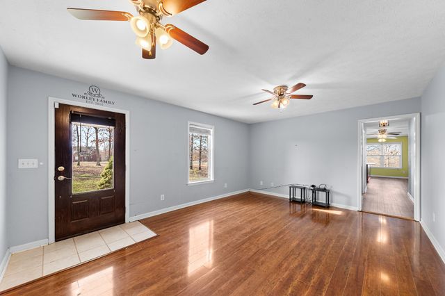 104 James Zimmerman Rd, Hampshire, TN 38461