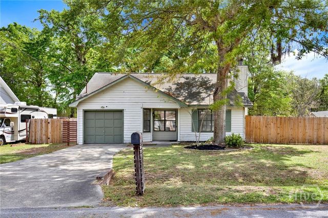 1371 Forest Lake Drive, Hinesville, GA 31313