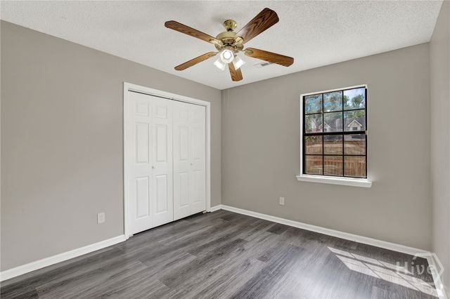 1371 Forest Lake Drive, Hinesville, GA 31313