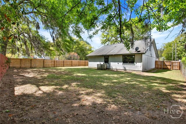 1371 Forest Lake Drive, Hinesville, GA 31313