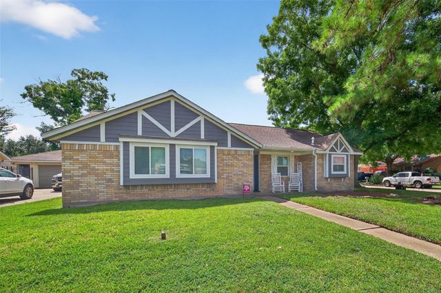 3602 Moonlite Drive, Pasadena, TX 77505