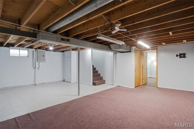 875 5th Plaza, Florissant, MO 63031