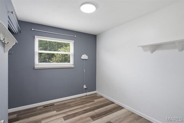 875 5th Plaza, Florissant, MO 63031