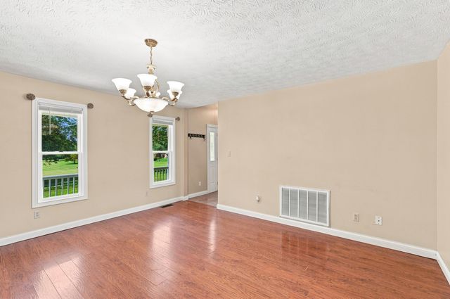 6025 Shar-Cal Road, Calvert City, KY 42029