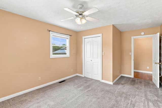 6025 Shar-Cal Road, Calvert City, KY 42029