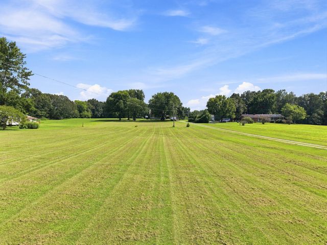 6025 Shar-Cal Road, Calvert City, KY 42029