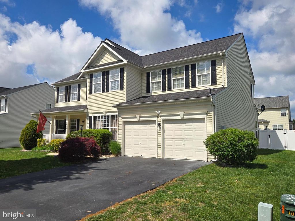 Image 2 of property listing at 103 MEADOWCROFT DR, Centreville, MD 21617