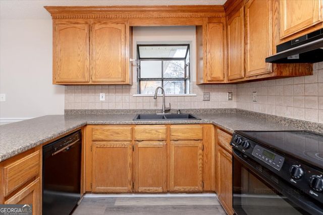 1027 Kathryn Ryals Road, Warner Robins, GA 31088