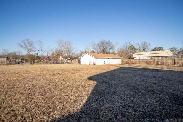 300 2nd Street, North Little Rock, AR 72117