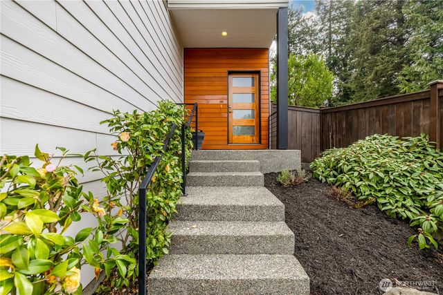 13114 SE 219th Place, Kent, WA 98031
