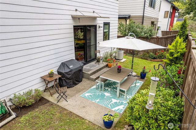 13114 SE 219th Place, Kent, WA 98031