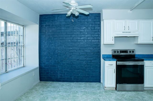 12823 High Star Drive, Houston, TX 77072