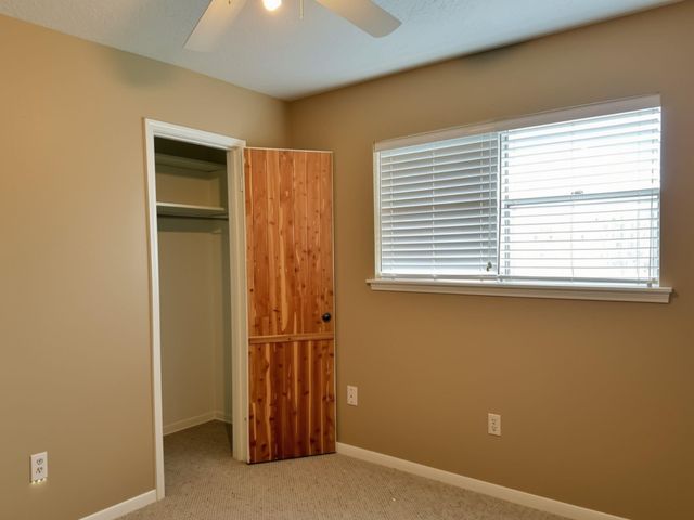 3800 Kingsway Drive, Baytown, TX 77521