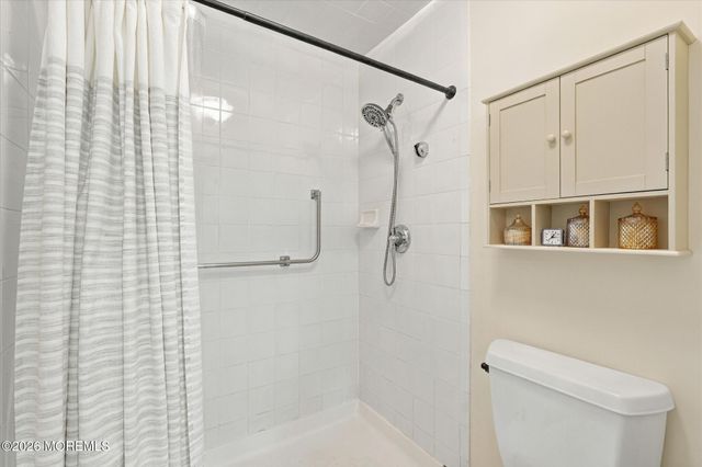 597 Waterford Drive, Manchester, NJ 08759